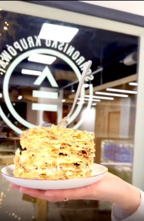 schronisko krupówki - najlepsza kawa w Zakopanem - górski torcik to po prostu poezja